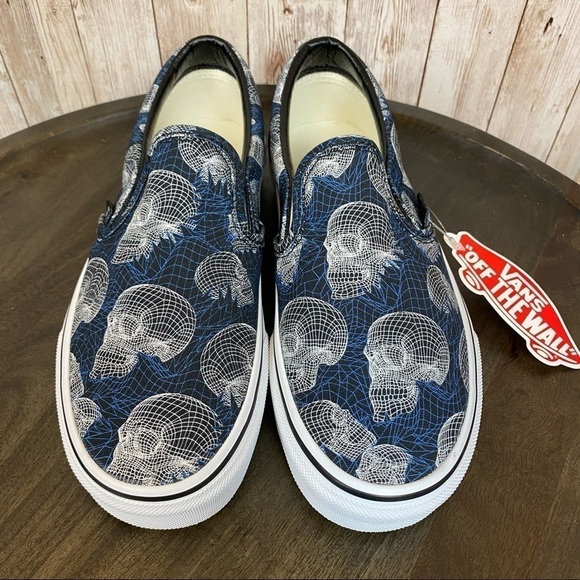 Vans Classic Slip On Wireframe Skulls Sneaker Size 6.5‎ Women - Picture 3 of 11